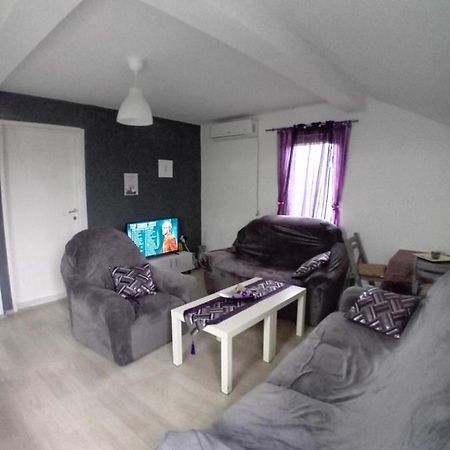 Airport Shtrkovi - Storks Apartment Petrovec Exterior photo