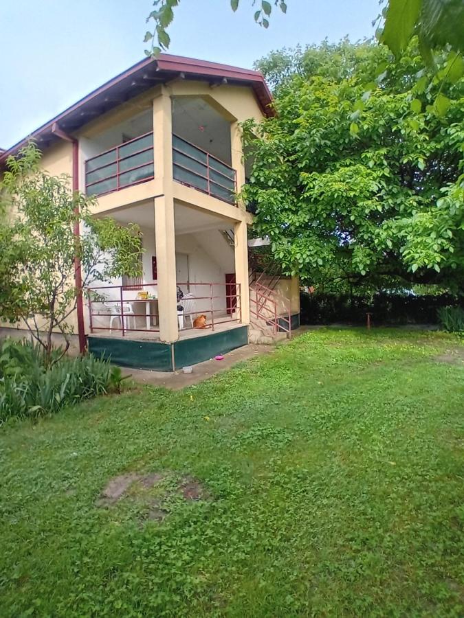 Airport Shtrkovi - Storks Apartment Petrovec Exterior photo
